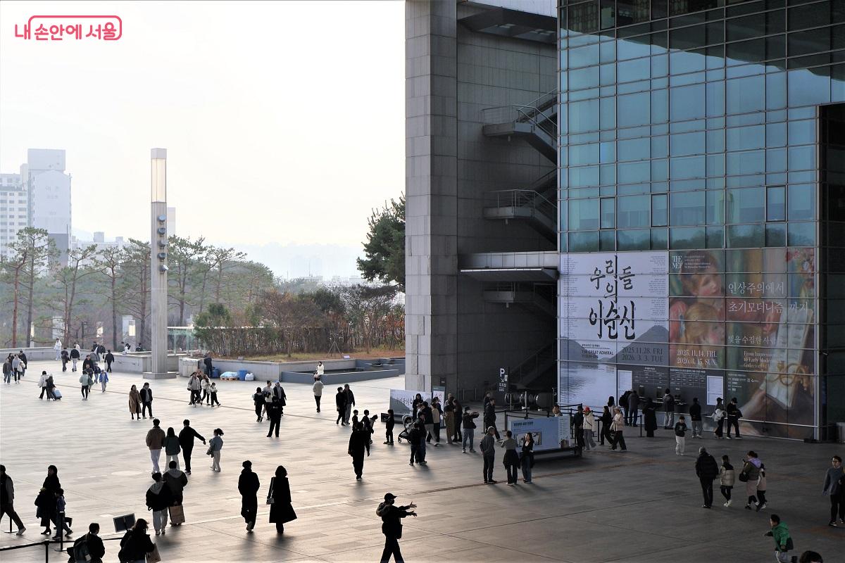 국립중앙박물관에서 <우리들의 이순신> 특별전이 11월 28일~2026년 3월 3일 열리고 있다. &copy;이봉덕