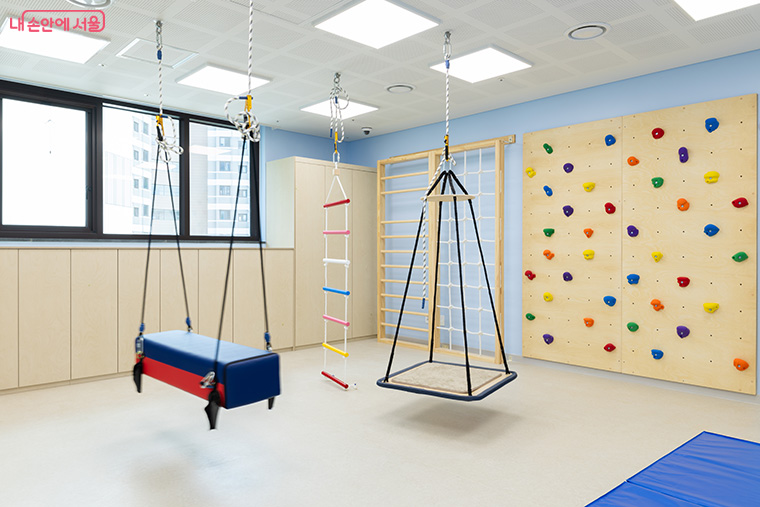 서울어린이미래활짝센터 - 심리운동실