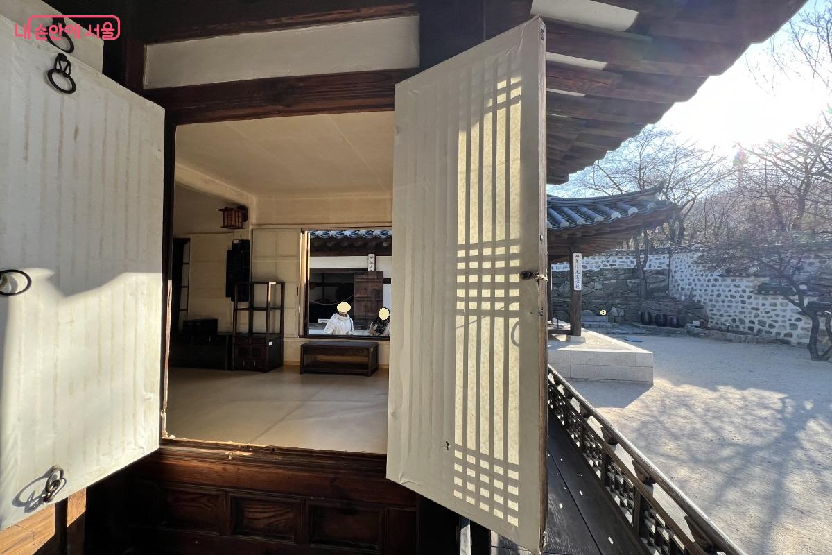 분위기 있는 사진도 남길 수 있다. &copy;박지영