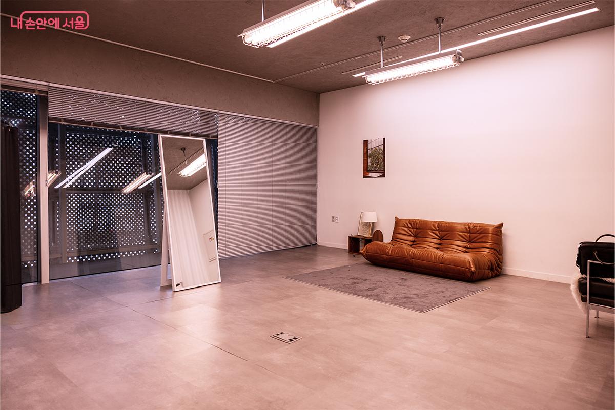 DDP 쇼룸 스튜디오 A(인더스트리얼) ©장신자