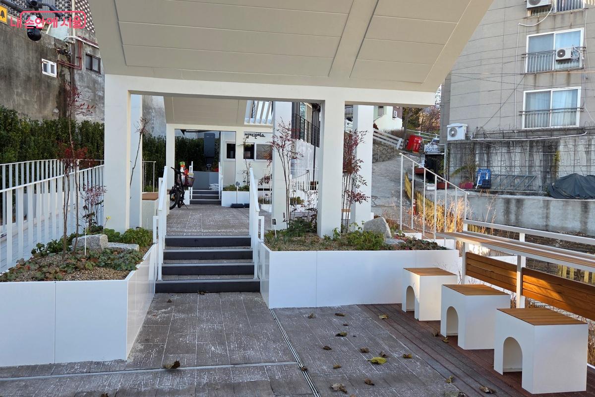 주민들이 자유롭게 소통하며 휴식할 수 있는 쉼터다. ©김미선