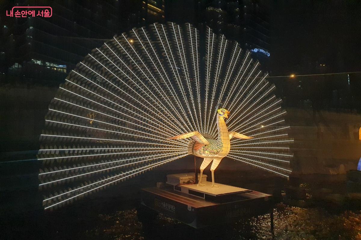 관람객들의 탄성을 자아낸 &lsquo;꿈의 날갯짓&rsquo; &copy;김병규