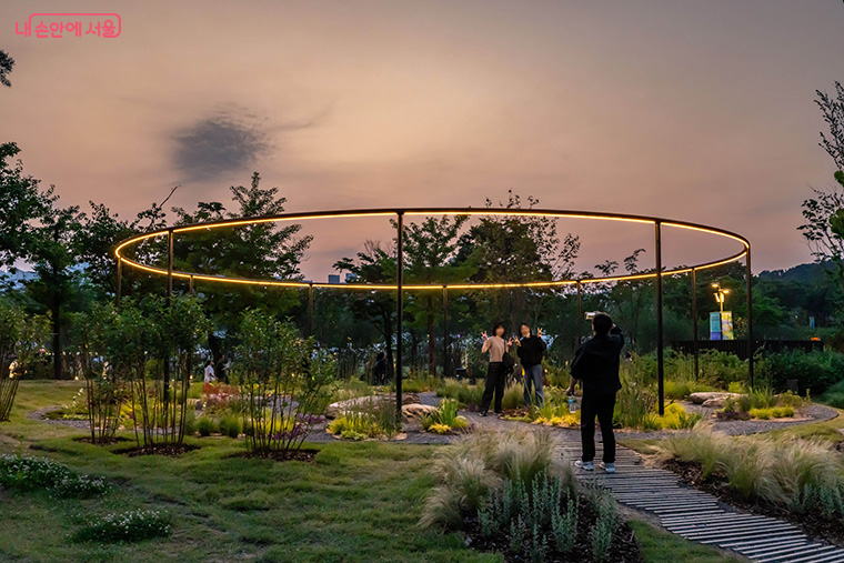 2026년 서울국제정원박람회는 서울숲을 중심으로 오는 5월 개최된다.