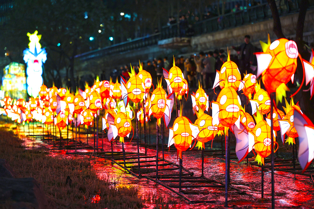 놓쳐서는 안 될 연말축제! 지금 광화문광장&middot;청계천으로 가야 하는 이유