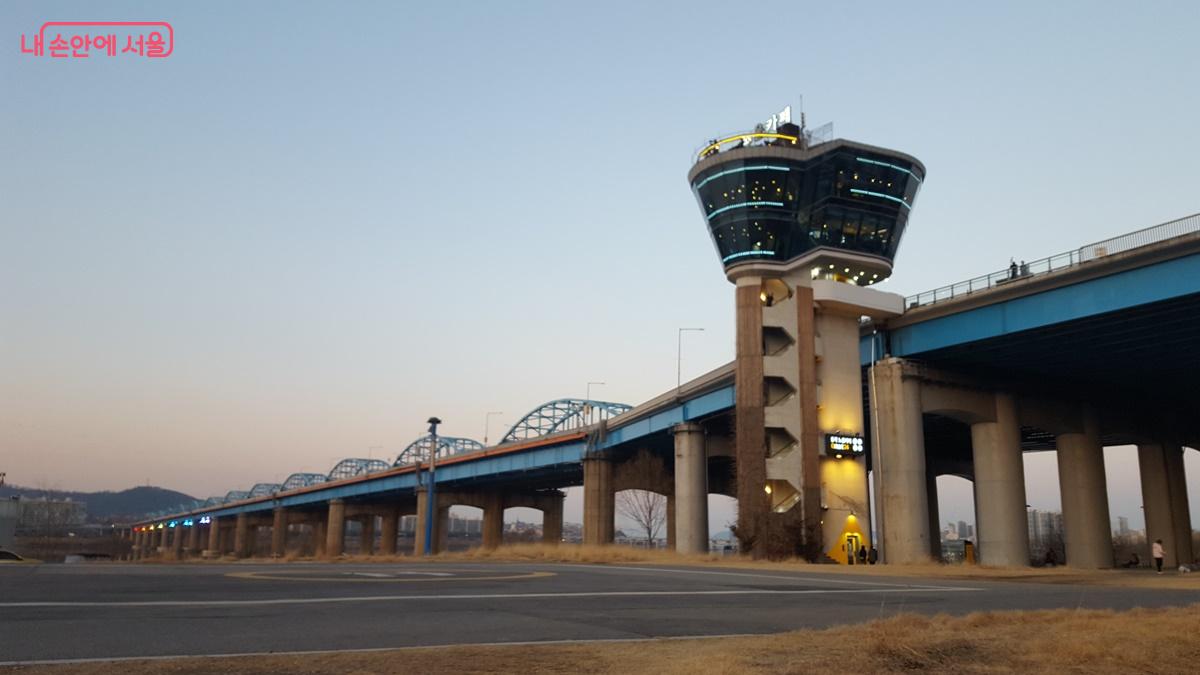 동작대교 남단에 있는 동작노을카페 모습 ⓒ최용수