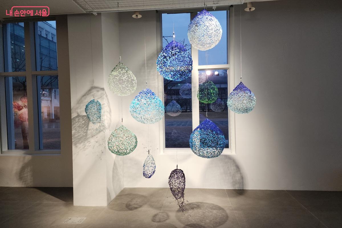 최근 대표작 <물방울>과 <물고기> ⓒ노유진