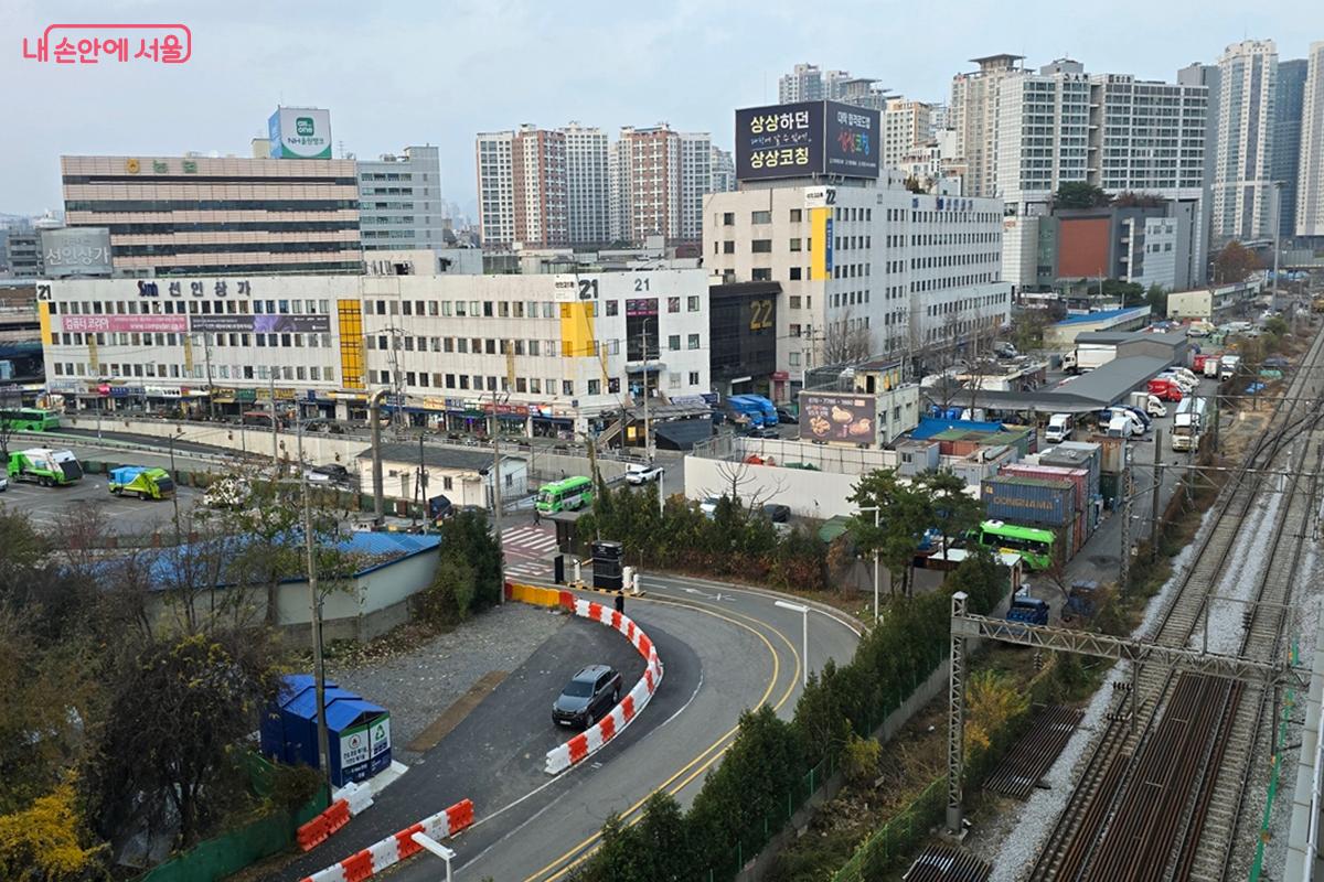 다함께 바뀔 용산전자상가가 보인다. ©김윤경