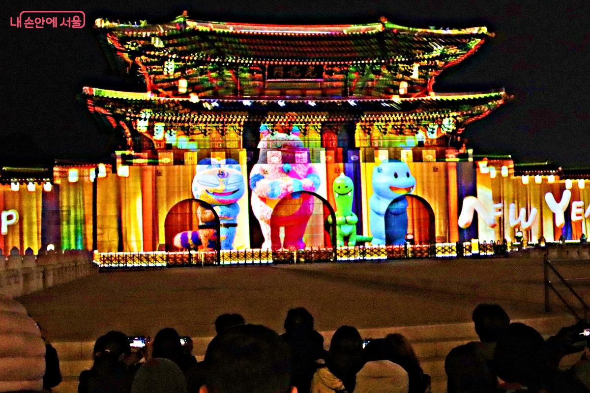 해치와 친구들의 모습이 더욱 정답게 다가오는 밤이다. &copy;정향선