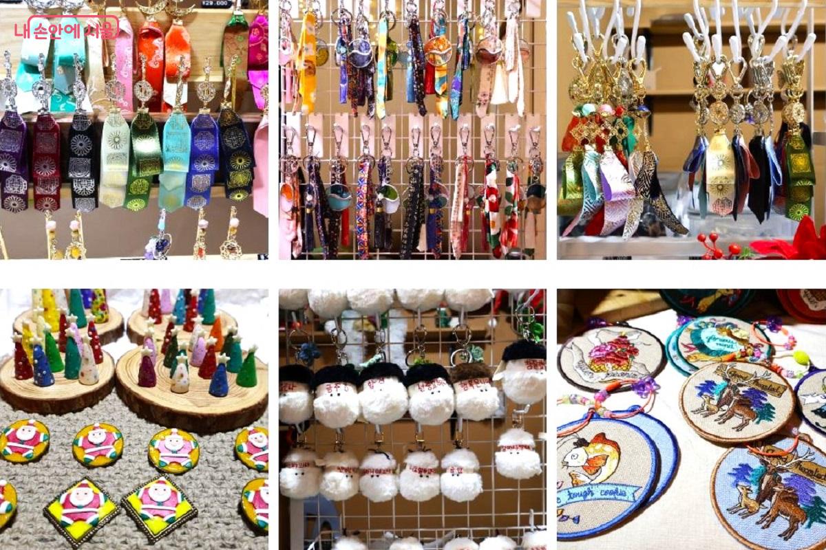 크리스마스 분위기와 겨울 감성이 가득한 상품들이 진열됐다. &copy;이봉덕