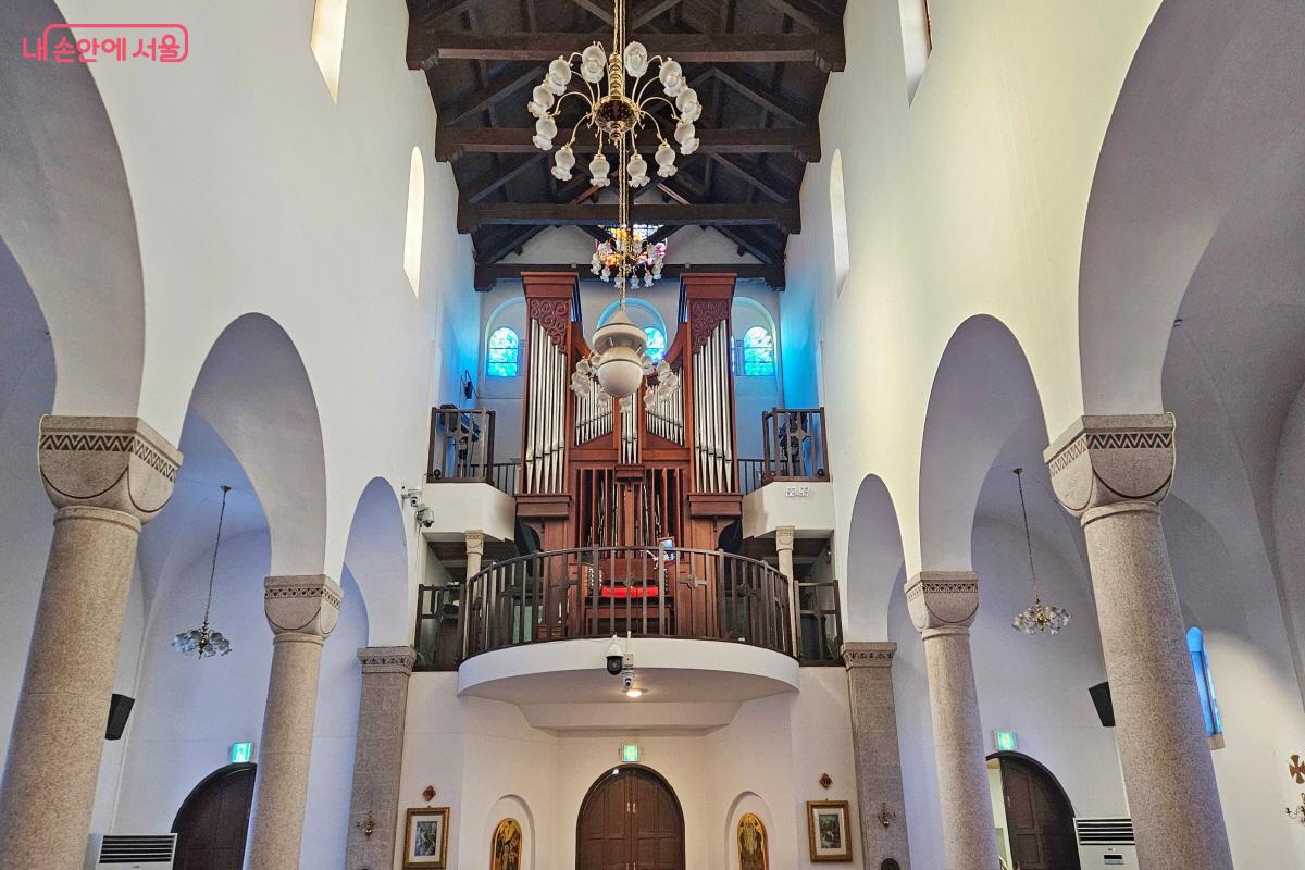 파이프오르간이 장엄하다. ©이선미