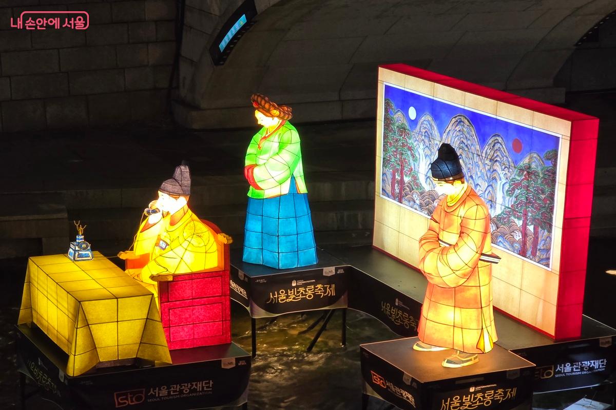 서울빛초롱축제는 해가 지는 18시부터 저녁 22시까지 즐길 수 있다