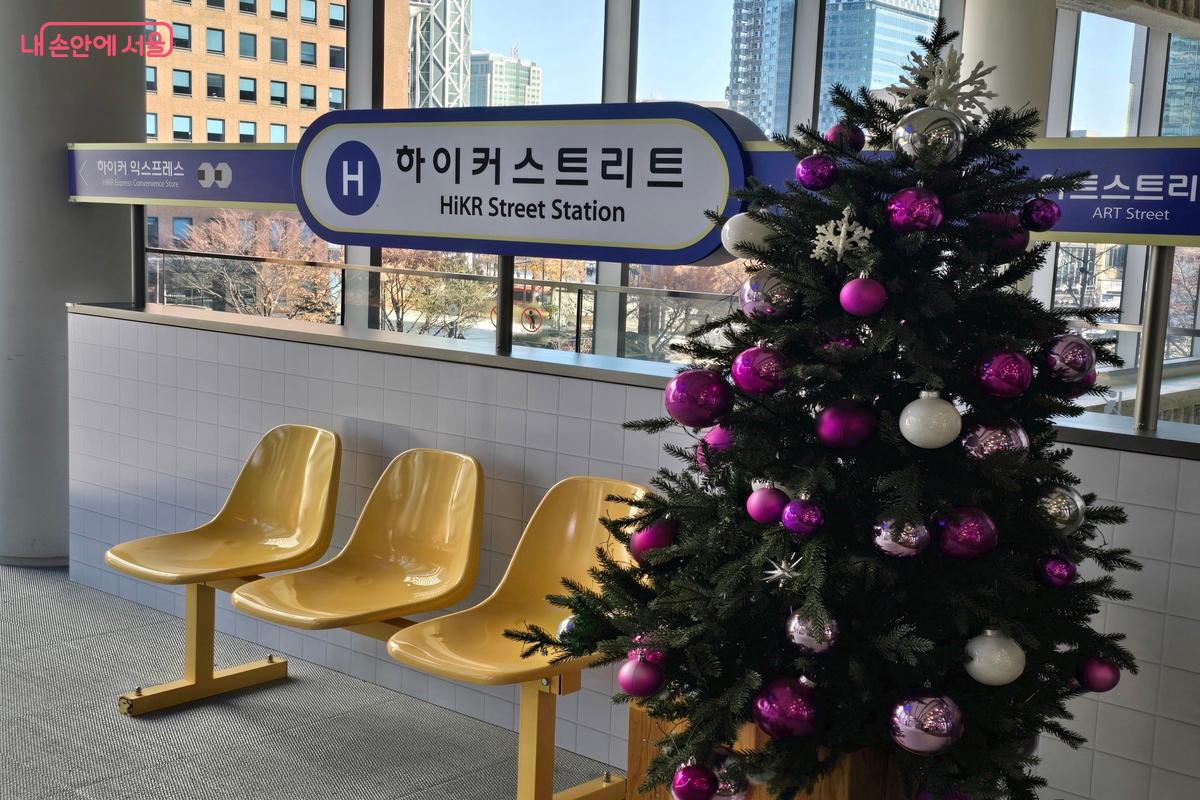 3층에는 한국문화를 실감형 전시로 만날 수 있으며, 한국의 일상을 경험할 수 있다. &copy;김은주