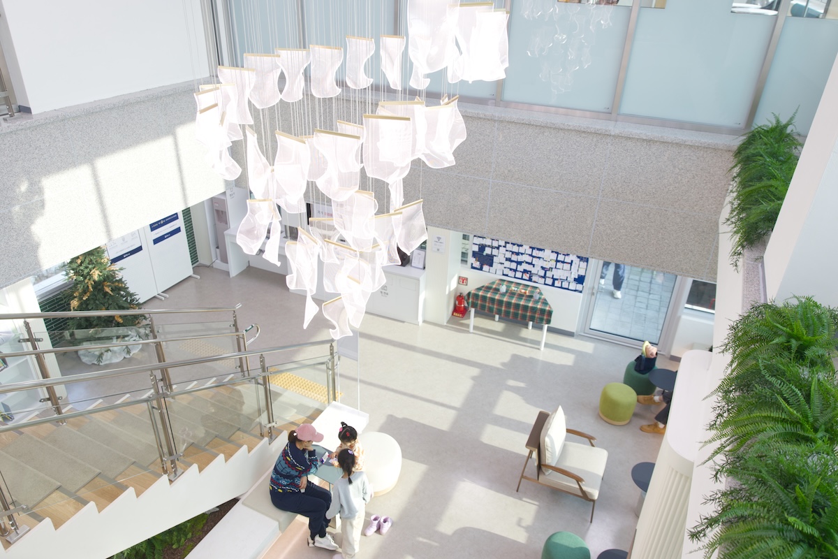 도서관은 진화 중! 서초구 AI 특화 '우면도서관'을 소개합니다