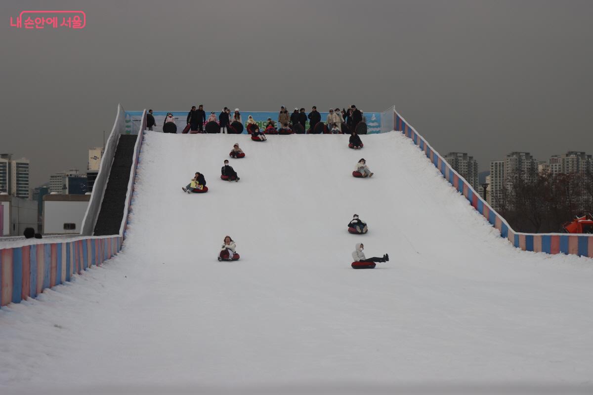 슬로프에서 내려오는 모습 &copy;조수연