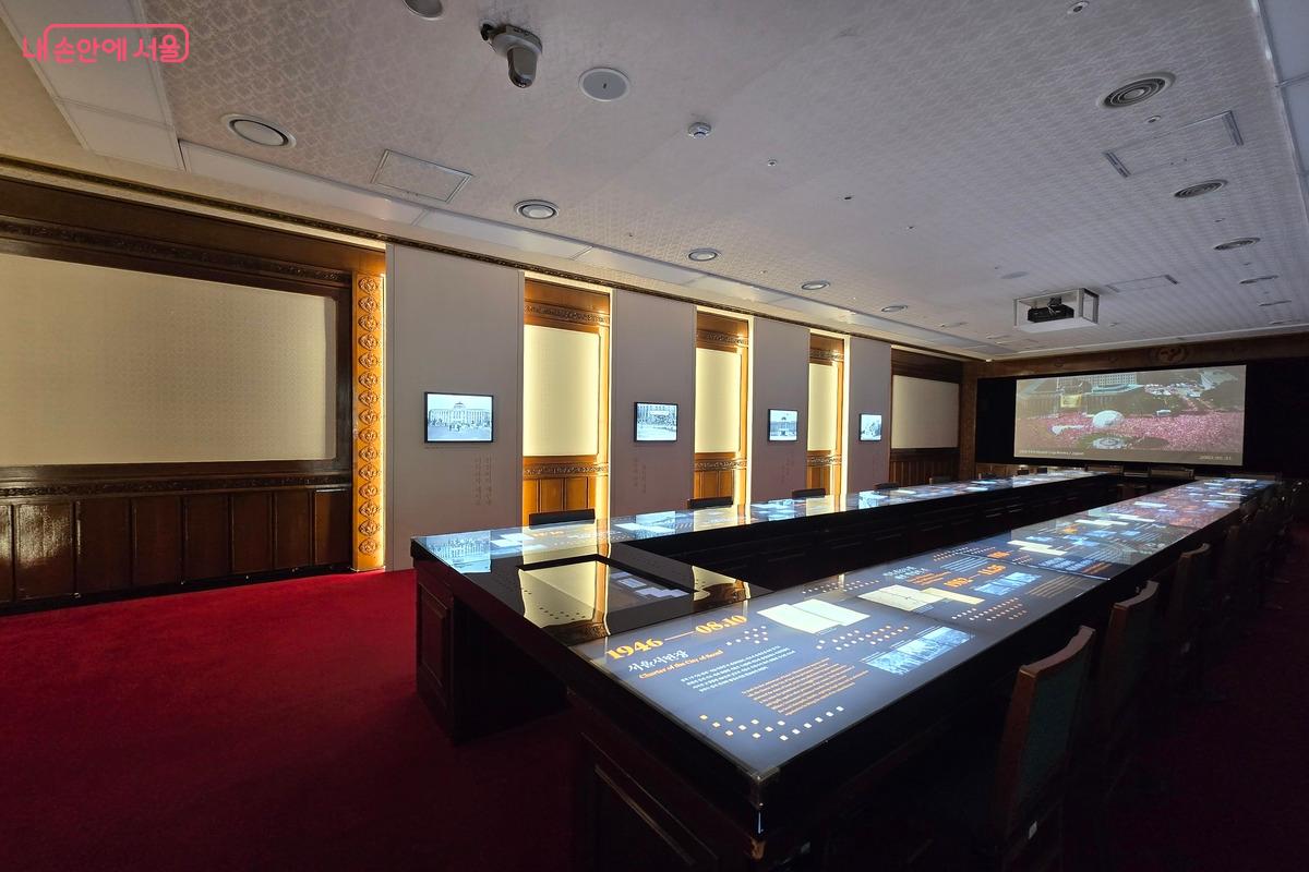 기획상황실은 시장과 공무원, 시민, 전문가 등이 모여 시정을 심의하고 결정하는 곳이었다. ⓒ김은주