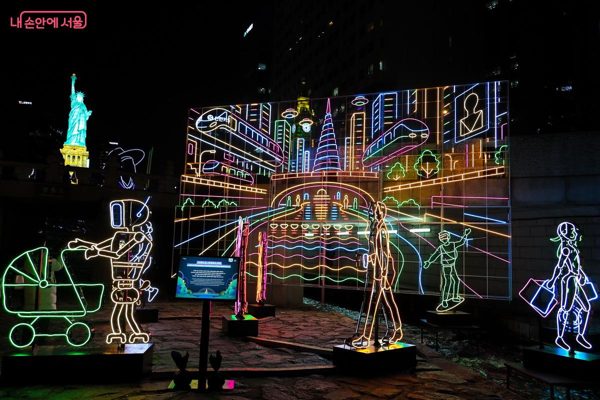 청계천 복원 20주년 기념으로 제작된 &lsquo;청계의 빛: 청계전의 미래&rsquo; &copy;박성환