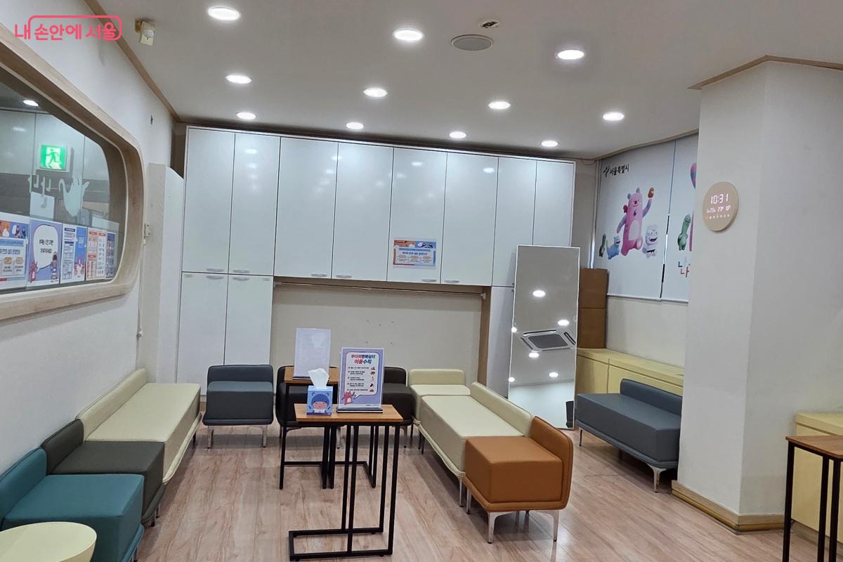 한랭질환 예방 등을 위해 일시적으로 추위를 피할 수 있는 시설이다. &copy;김미선