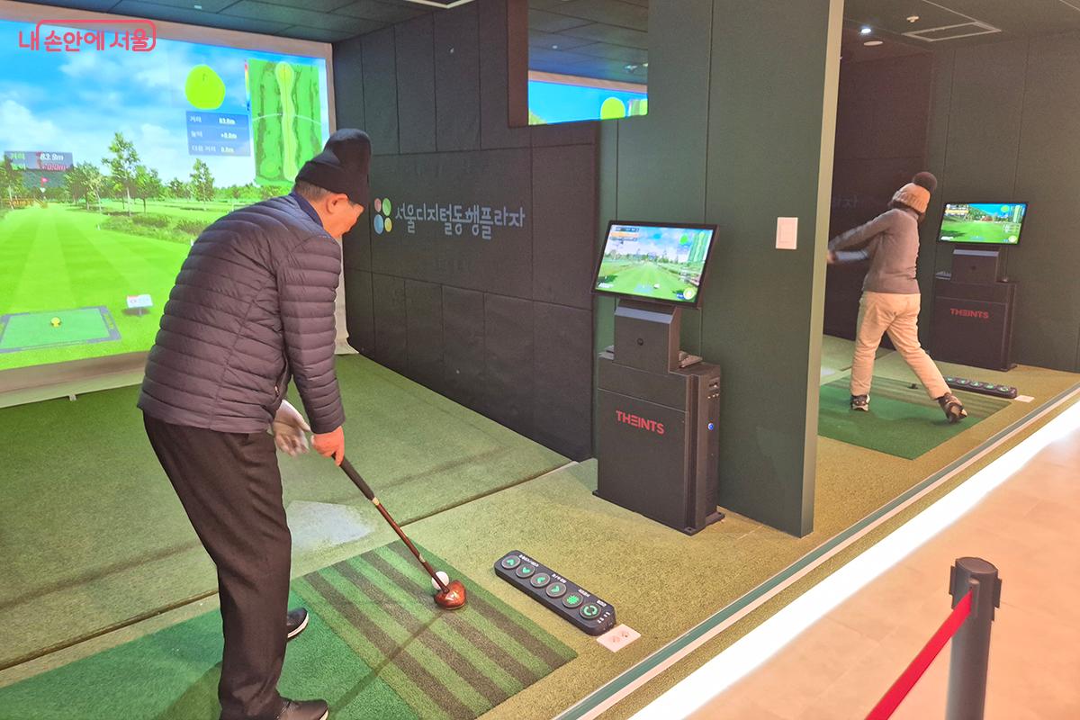 건강·운동 영역에서 가장 인기 있는 체험존 '스크린 파크골프' ©백승훈
