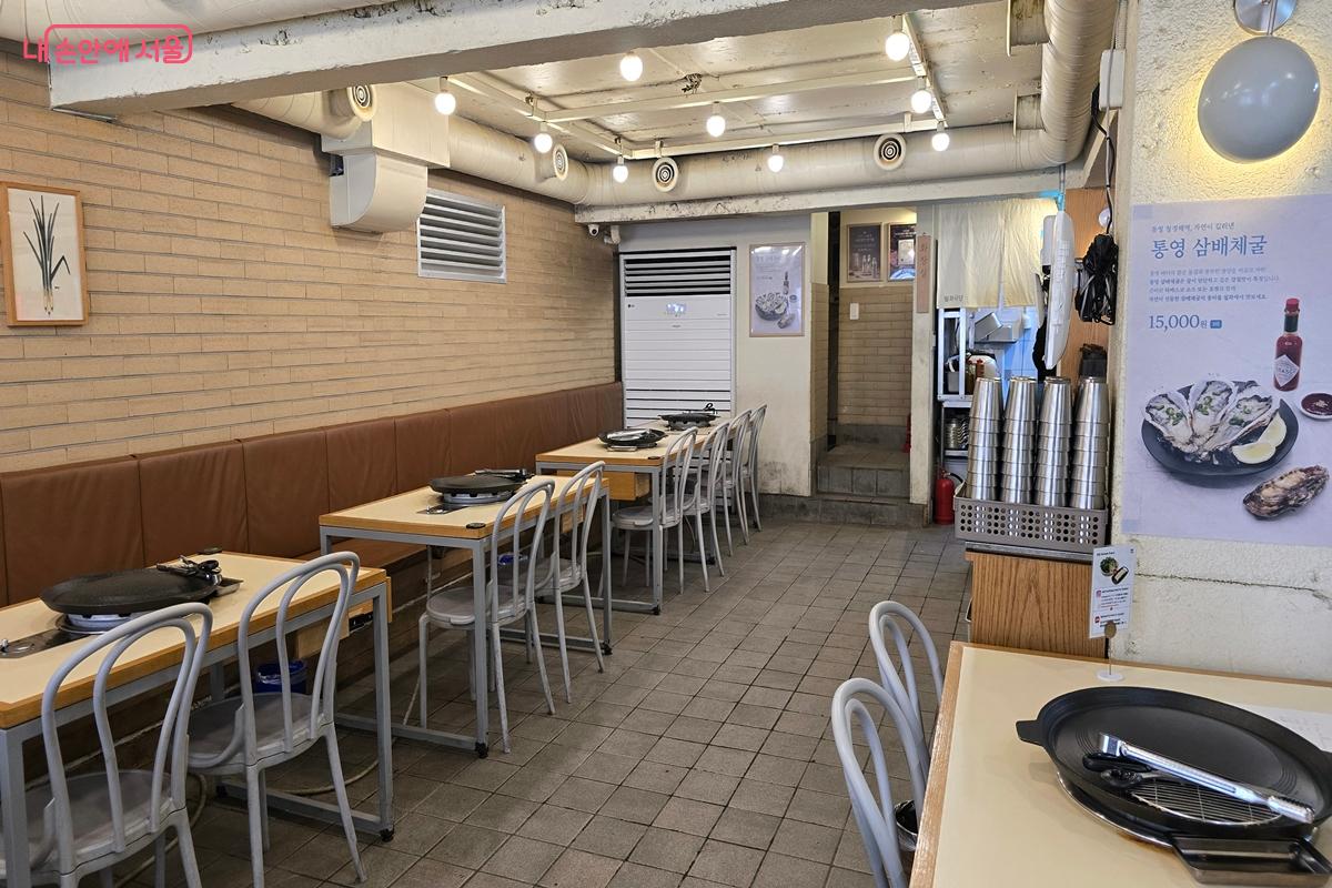 손님께 건강한 한 끼를 대접하고자 하는 마음으로 '통쾌한 한끼' 사업에 참여하고 있다. ©김윤경