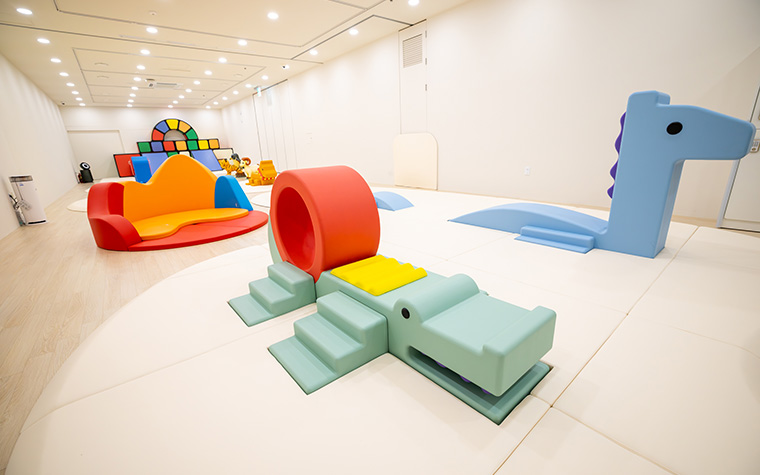 아장아장~ 영아 동반 가족 위한 '서울형 키즈카페' 열렸다