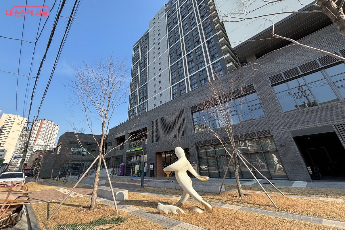 서울시 구로구 개봉동에 위치한 청년안심주택 &copy;김장호