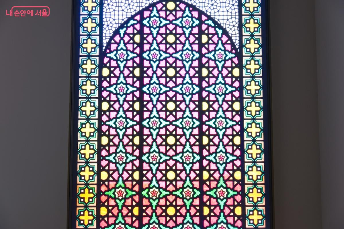 종종 포토존으로 쓸 수 있는 멋진 공간들이 있어 즐겁다