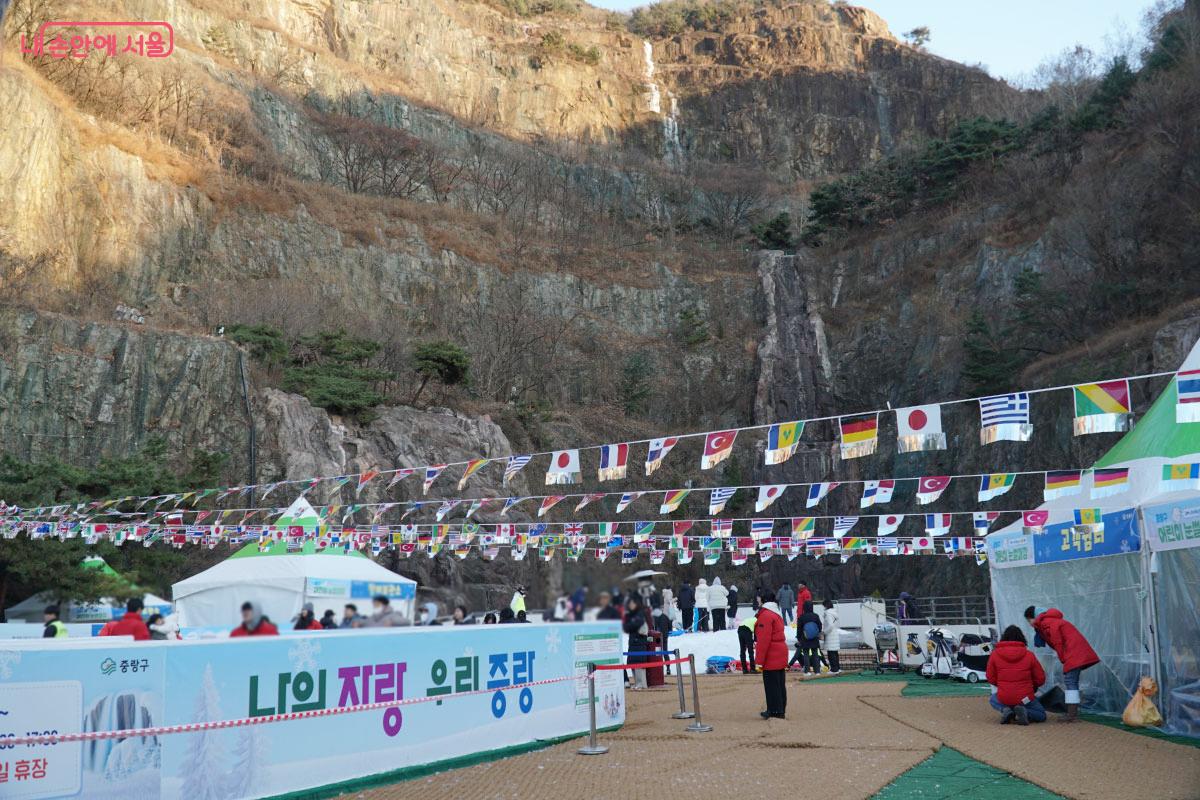 &lsquo;중랑구 어린이 눈썰매장&rsquo;은 2월 8일까지 운영한다. &copy;홍혜수