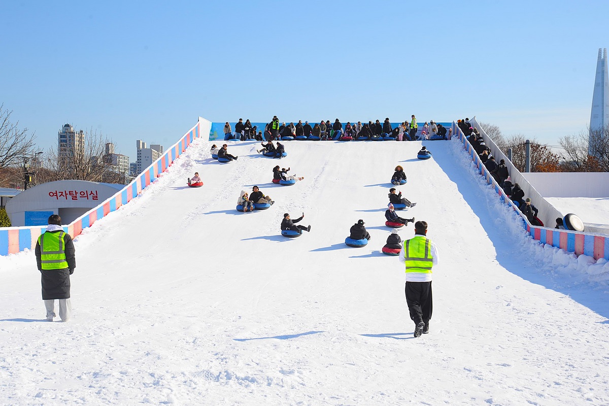 6천원으로 겨울방학 추억 만들기! 한강 눈썰매장 50일간 운영