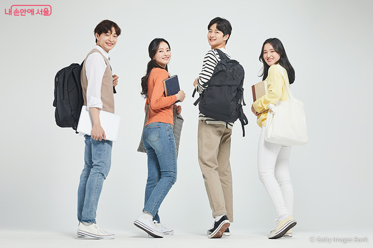 서울 소재 대학 및 기업 등과 연계해 찾아가는 마음상담소를 도입한다.