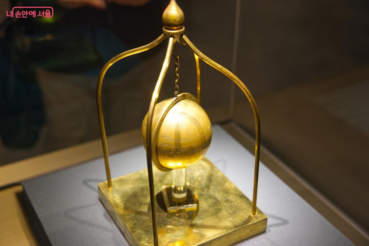 공예품들의 수준이 상당한 수준에 올라 있어 볼 수록 빠져드는 느낌이다