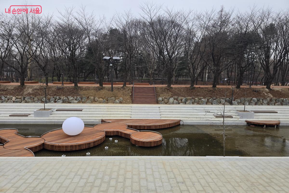1월 새롭게 조성된 여의천 수변활력거점. ⓒ조송연