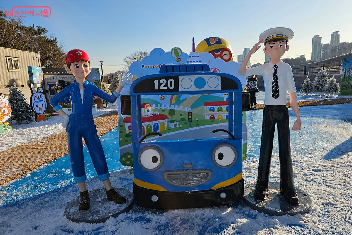 아이들에게 인기 최고인 '타요 버스' &copy;이혜숙