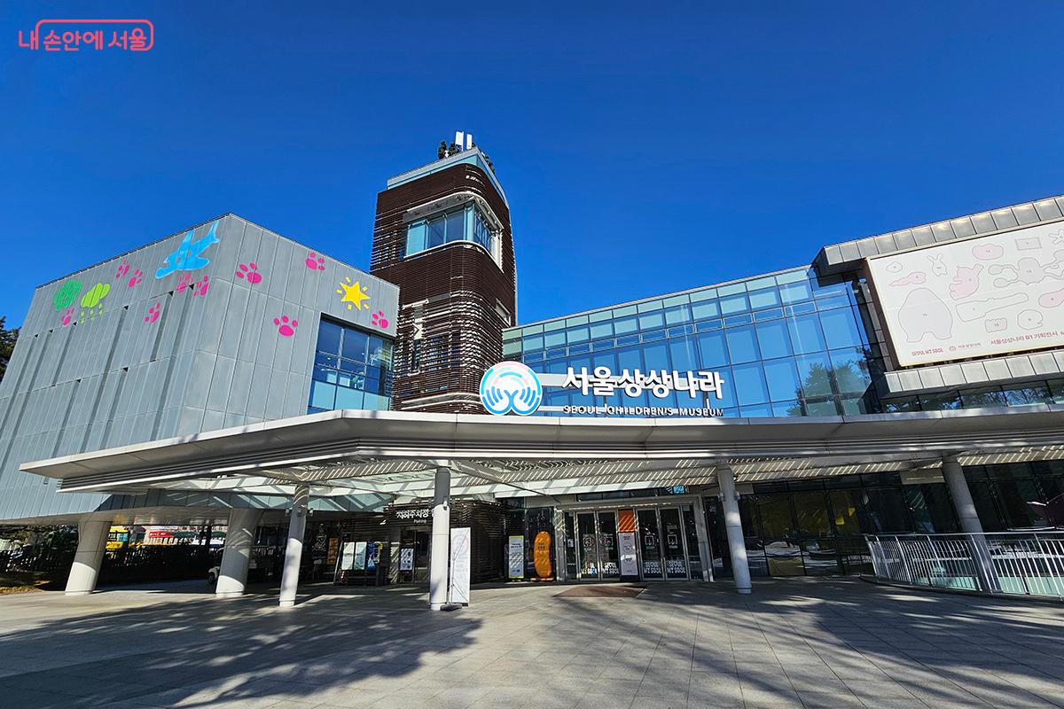 &lsquo;서울상상나라&rsquo;가 7년 만에 상설전시를 개편하고 아기 놀이터를 시립 키즈카페로 조성했다. &copy;백승훈