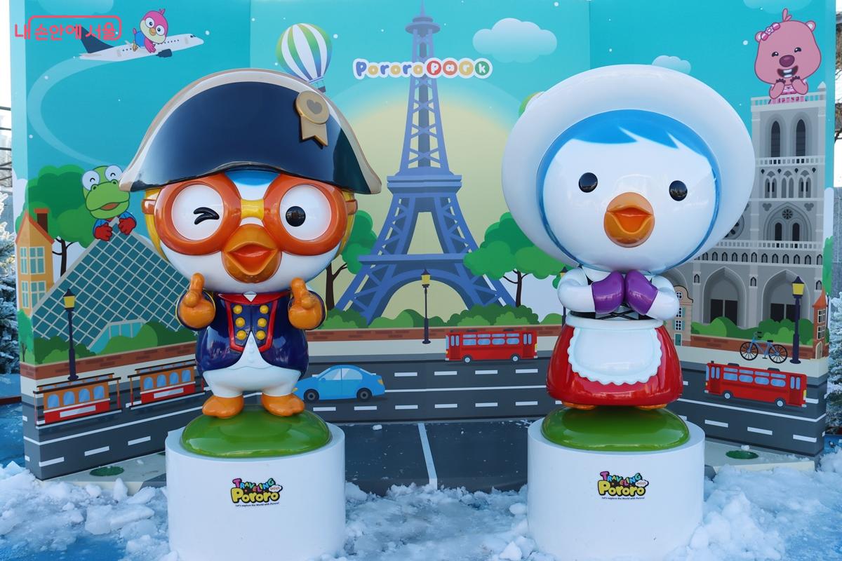 뽀로로와 패티가 귀여운 모습으로 변신해 눈썰매장을 찾은 아이들을 반기며, 겨울 축제의 설렘을 한층 더했다. &copy;정향선