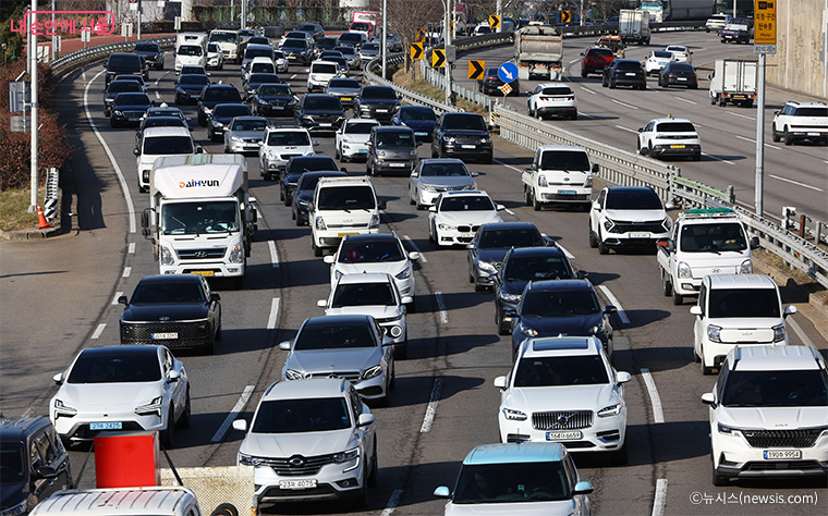 노후 경유차량 환경개선부담금을 2월 2일까지 일시 납부하면 부과금액의 10%를 감면 받을 수 있다.