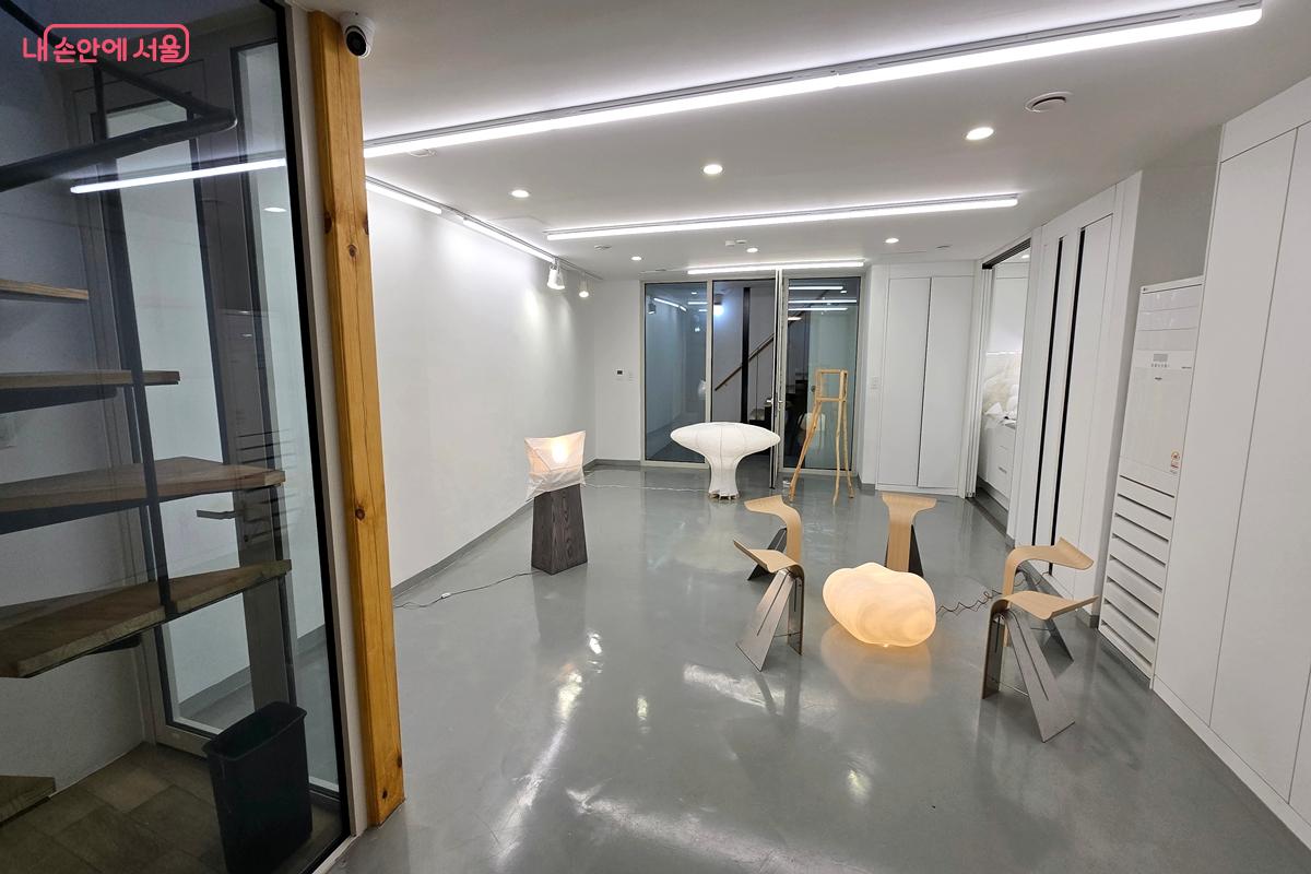 '원서동 4호'에는 지하에 넓은 공간이 있다. ©김윤경
