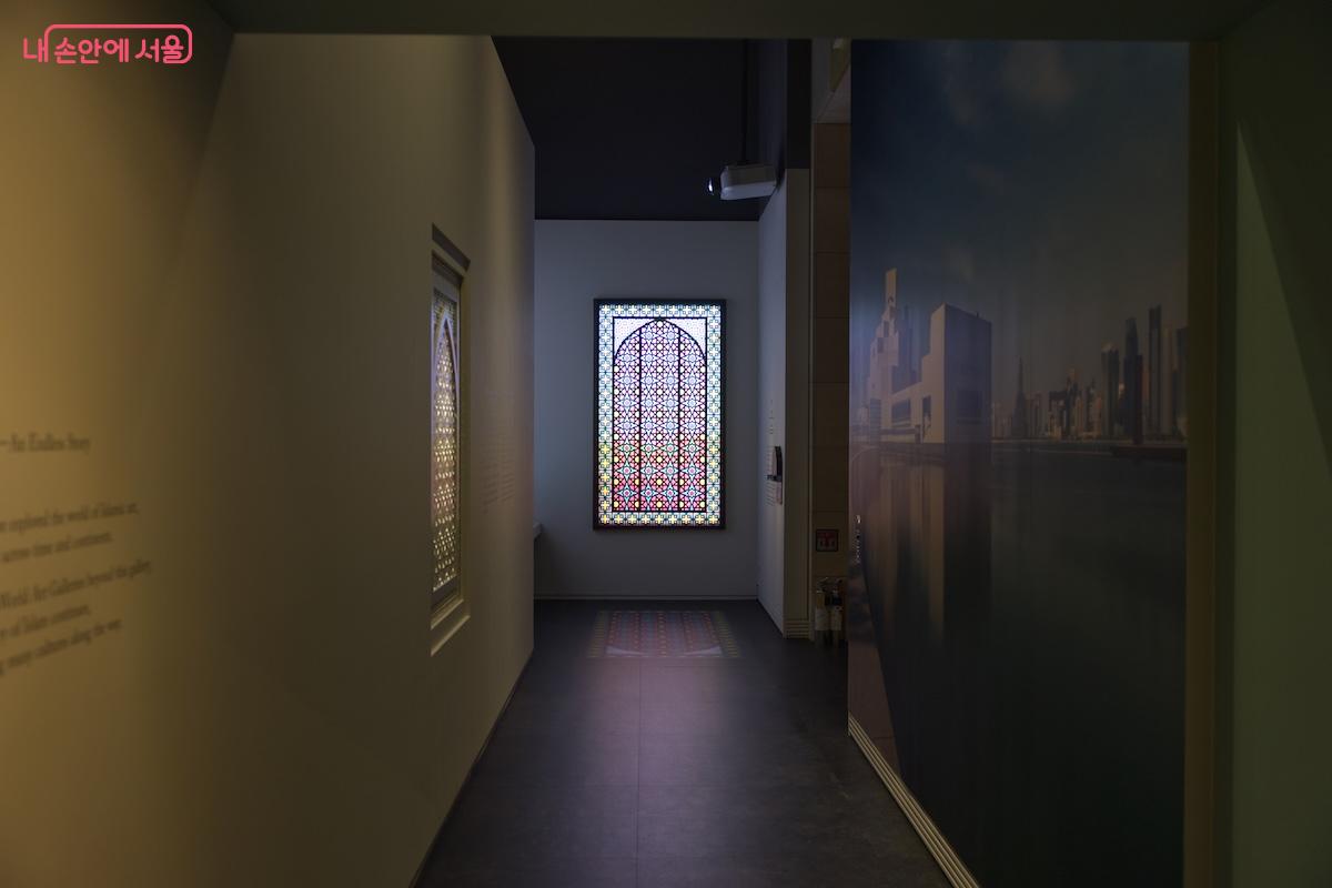전시관의 전체적인 분위기를 이슬람관에 맞게 잘 꾸며놓은 점이 좋았다