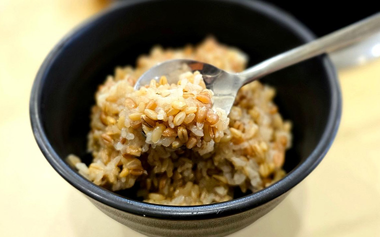 밥만 먹어도 맛있다?! '통쾌한 한끼' 식당이 인기인 이유