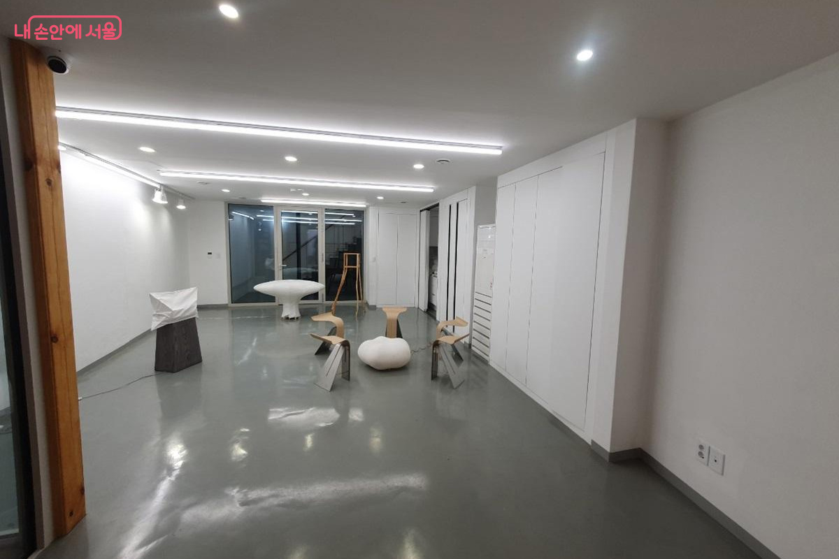 미리내집 연계형 공공한옥 4호 지하 커뮤니티 공간 &copy;엄윤주