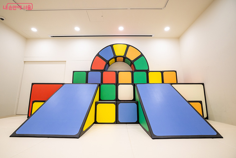 서울형 키즈카페 한성백제박물관점 내부
