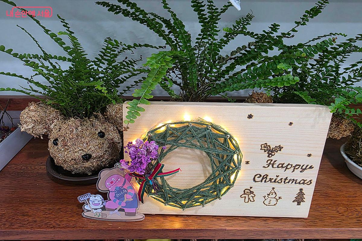 보라매공원 정원문화센터에서 만든 크리스마스 리스 &copy;이정민