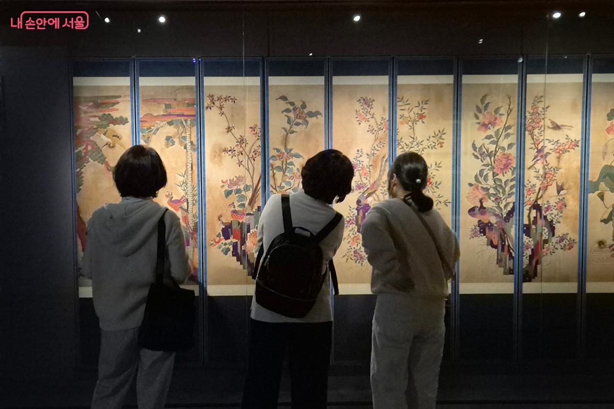 이번 전시는 서울시 신규 지정문화유산과 신규 수집품들이 대거 공개되어 그 가치를 더욱 빛낸다. &copy;정향선