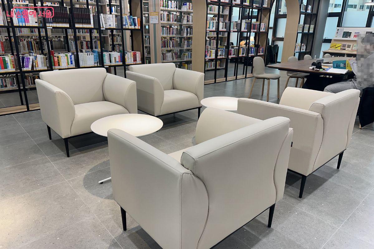 다양한 좌석이 준비돼 있다. &copy;김재형