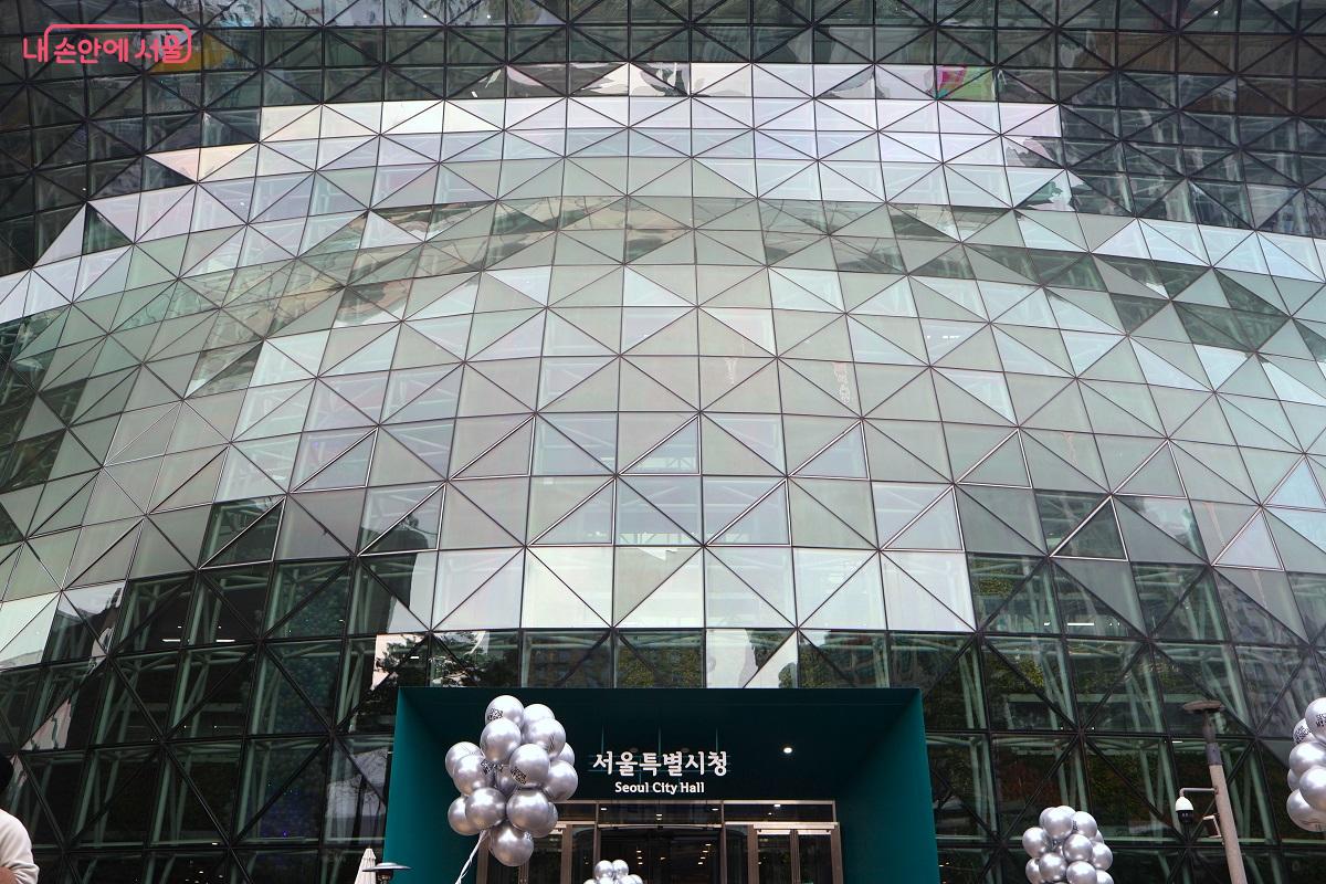 지난 2월 5일 서울의 심장부, 서울시청 지하에 <내 친구 서울 서울갤러리>가 개관했다. &copy;이봉덕 