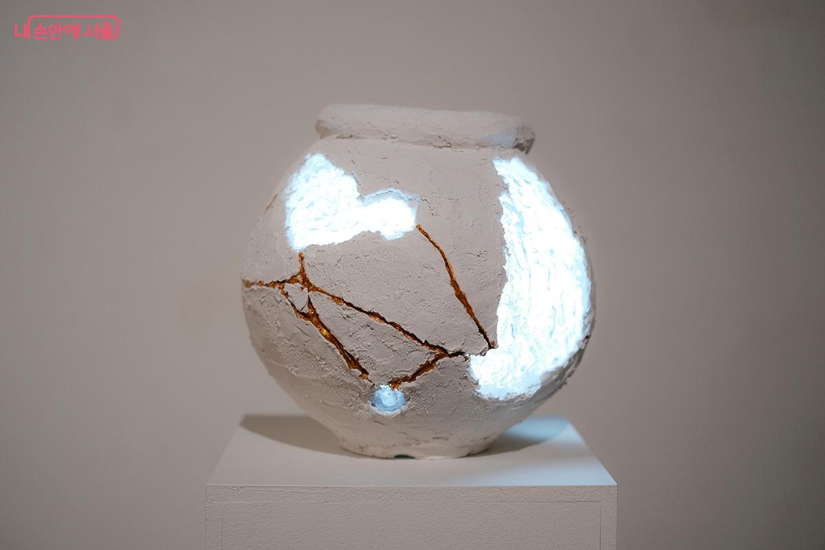 아메시스트(Amethyst) 작가의 작품 <열흔기> &copy;김아름