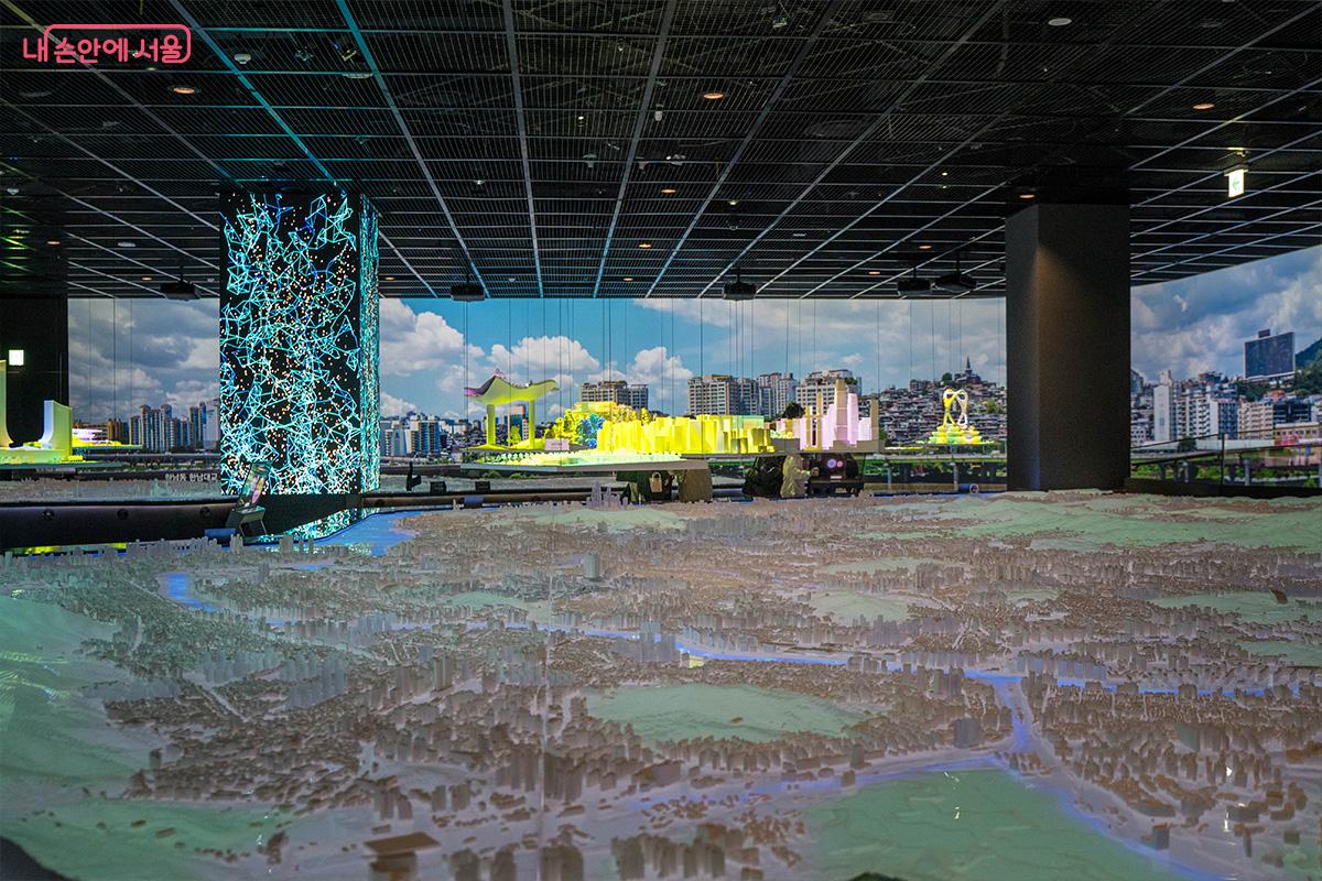 서울갤러리 전시 1관 내부 Ⓒ최승훈