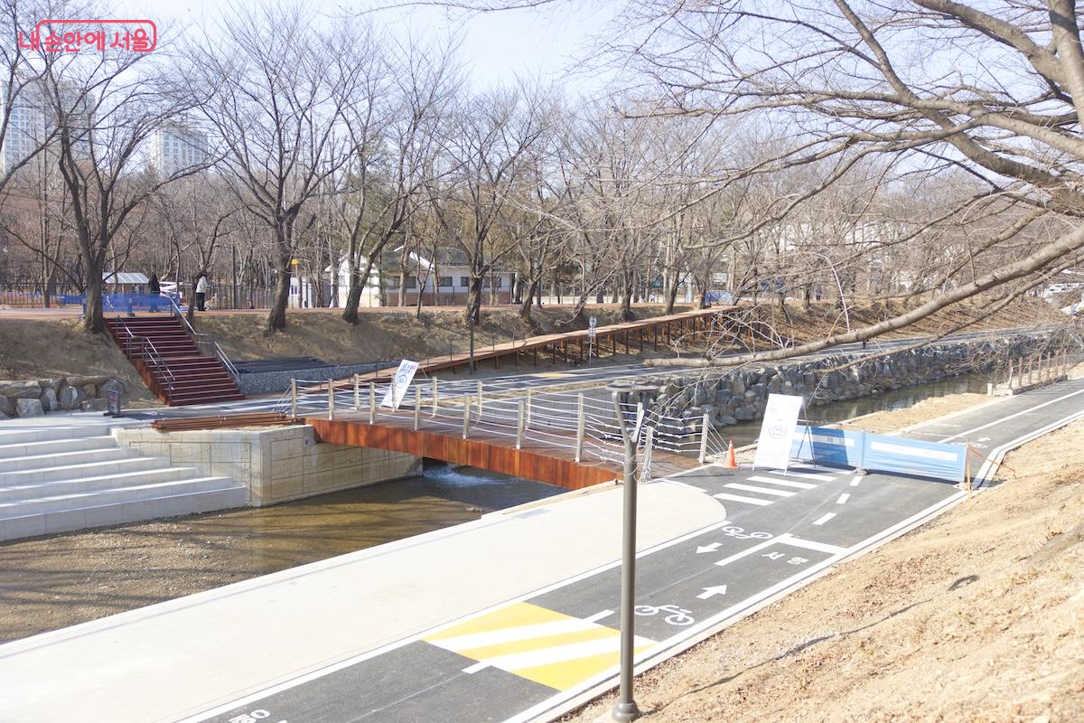3월 전후로 여의천 수변 환경 개선사업이 마무리가 될 것으로 기대된다