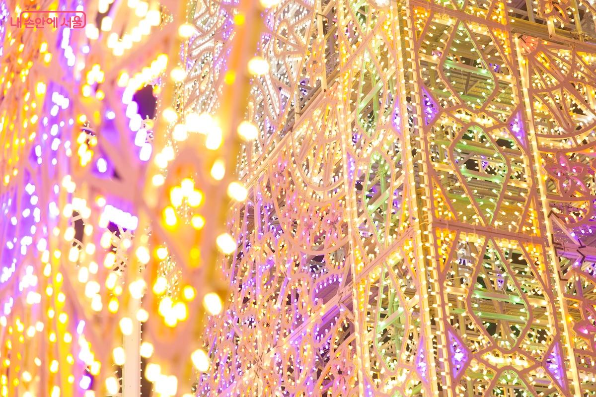 이번 루미나리에 축제는 2월 28일까지 계속될 예정이다