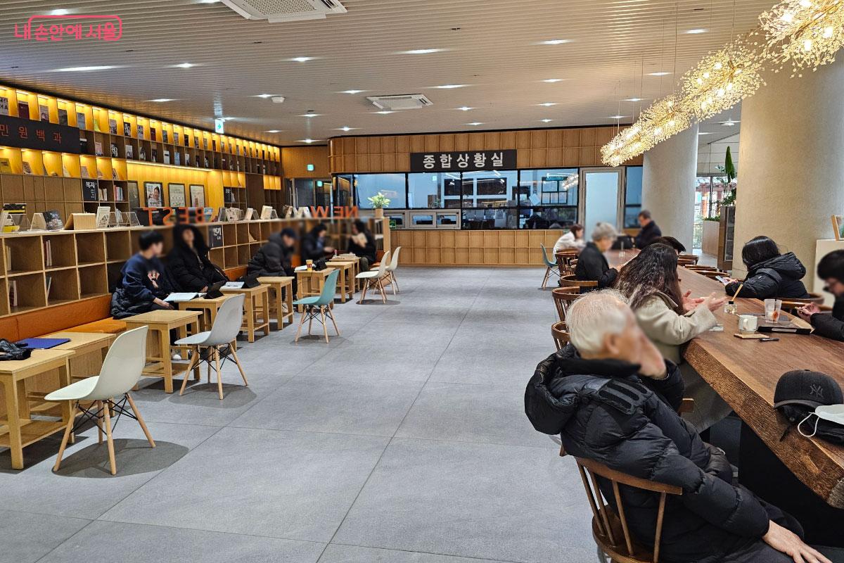 편안하게 이용할 수 있는 노원구청 1층 ©홍혜수