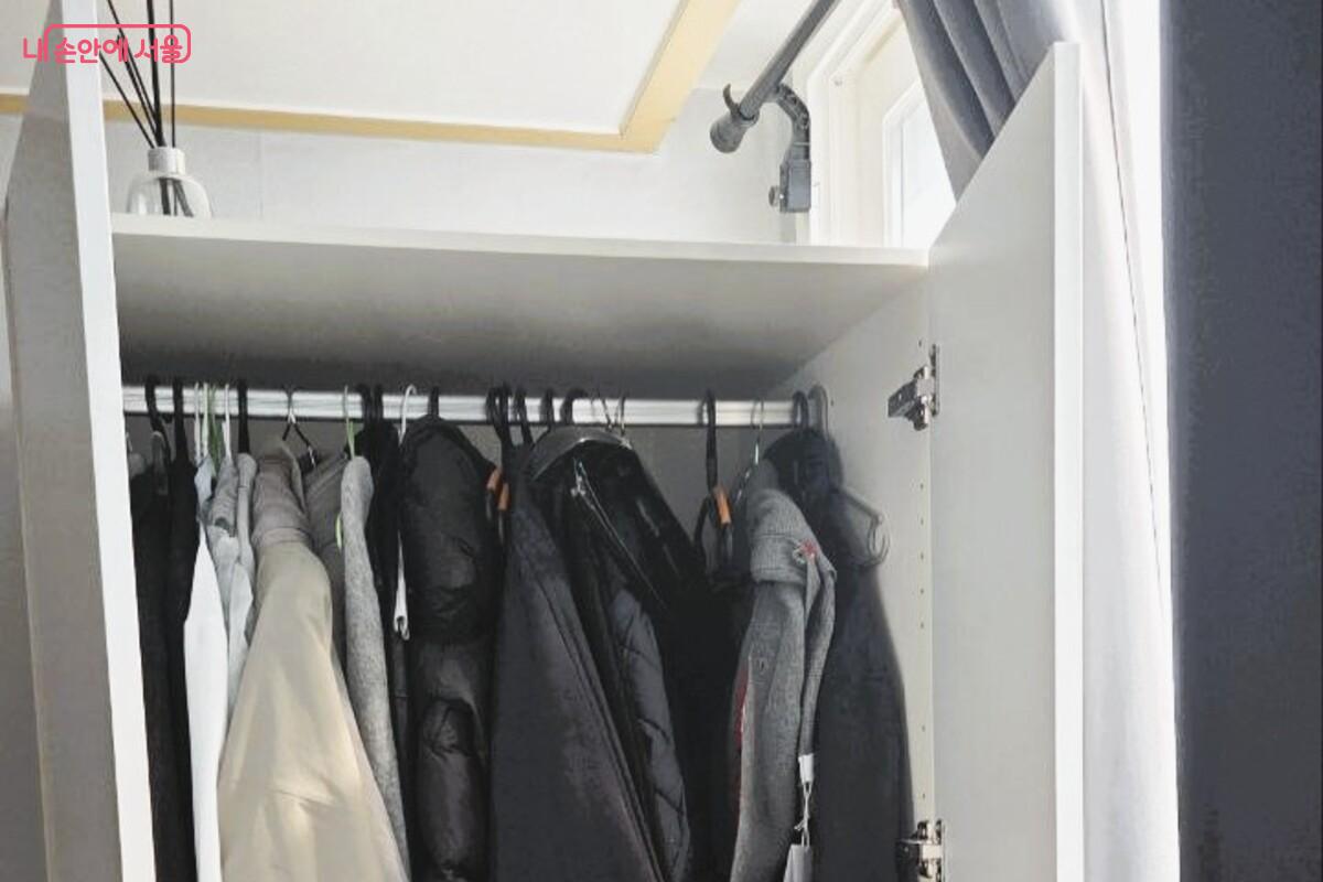 베이크아웃 시 가구의 서랍장 등은 열어서 유해물질이 잘 빠질 수 있도록 하자. ©김건우